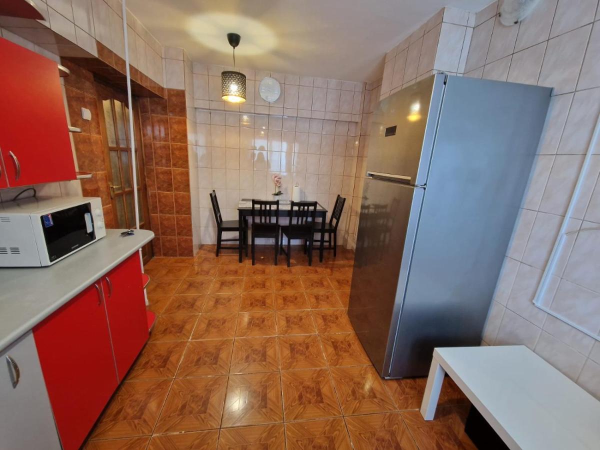 Apartment Piata Muncii With A View Bucarest Extérieur photo